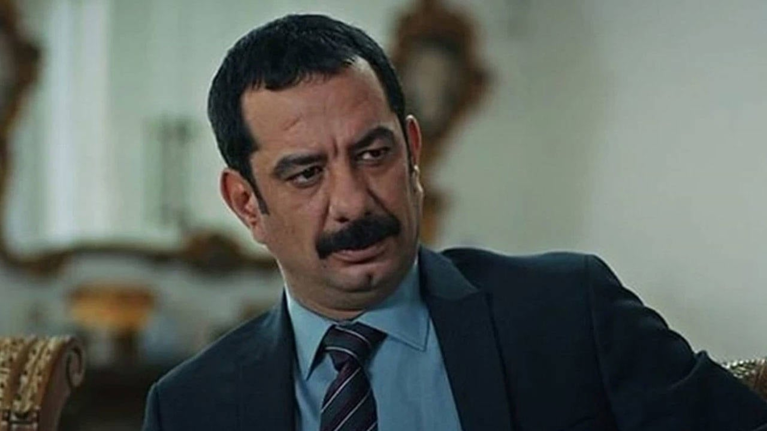 Ünlü oyuncu Emre Törün hayatını kaybetti